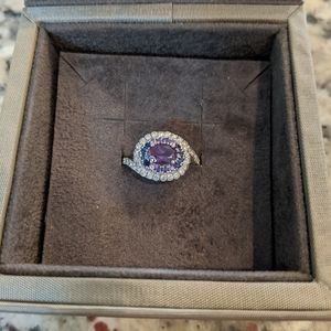 Sapphire diamond ring